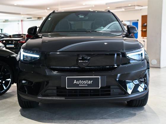 VOLVO EX40 P8 RECHARGE TWIN ELECTRIC ULTRA BLACK EDITION AWD