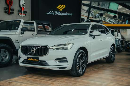 VOLVO-XC60-2020