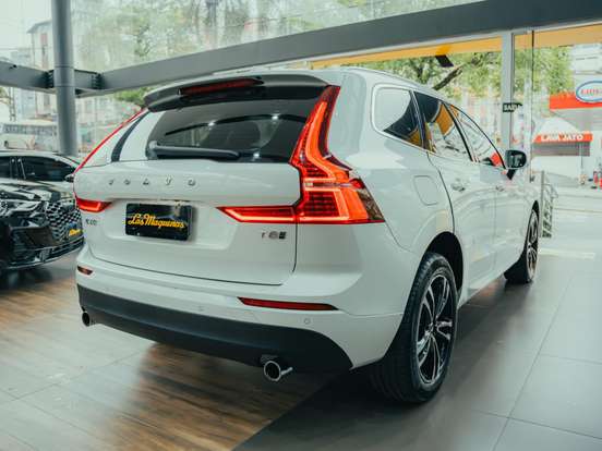 VOLVO-XC60-2.0 T8 HYBRID MOMENTUM AWD GEARTRONIC VOLVO-XC60-2020