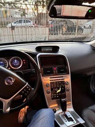 VOLVO-XC60-3.0 T6 TOP AWD TURBO GASOLINA 4P AUTOMÁTICO VOLVO-XC60-2010