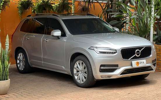 VOLVO-XC90-2015
