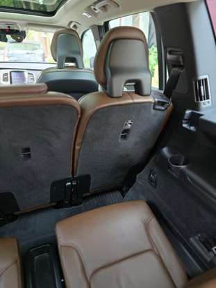 VOLVO-XC90-2018