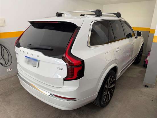 VOLVO-XC90-2025