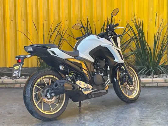 YAMAHA-FZ25 FAZER CONNECTED ABS-2025
