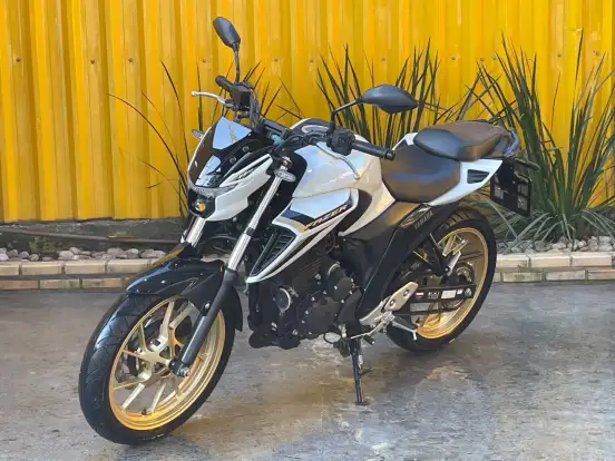 YAMAHA-FZ25 FAZER CONNECTED ABS-2025