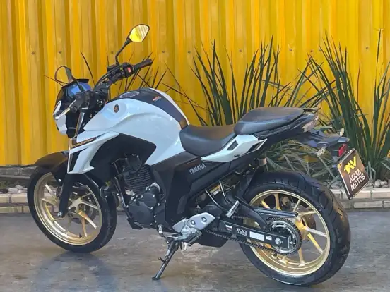 YAMAHA-FZ25 FAZER CONNECTED ABS-2025