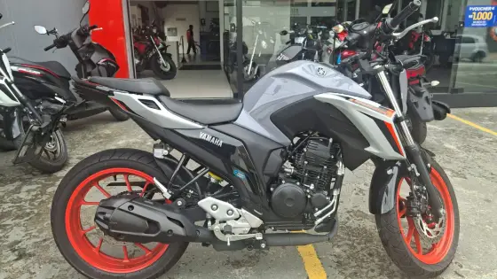 YAMAHA FZ25 FAZER CONNECTED ABS 
