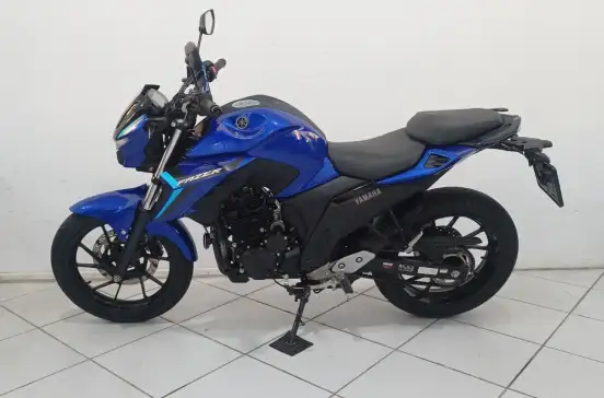 YAMAHA-FZ25 FAZER CONNECTED ABS-2025