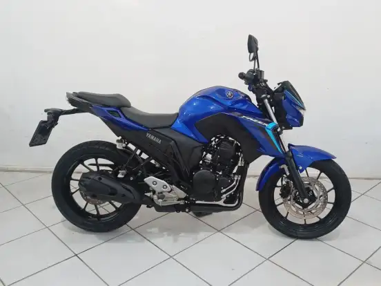 YAMAHA-FZ25 FAZER CONNECTED ABS YAMAHA-FZ25 FAZER CONNECTED ABS-2025