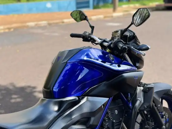 YAMAHA-MT-03 YAMAHA-MT-03-2017
