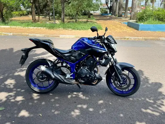 YAMAHA-MT-03 YAMAHA-MT-03-2017