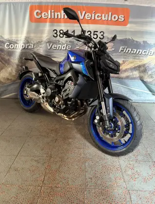 YAMAHA MT-09 