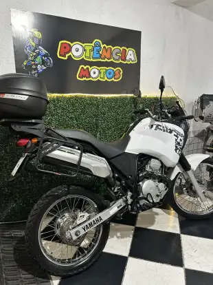 YAMAHA-XTZ 250 TÉNÉRÉ-2012