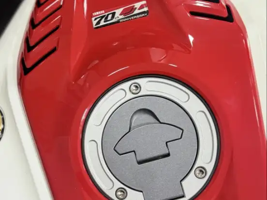 YAMAHA-YZF R15 70th ANNIVERSARY YAMAHA-YZF R15 70th ANNIVERSARY-2026