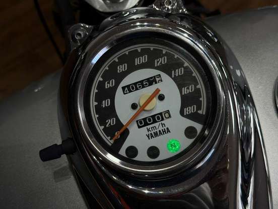 YAMAHA-DRAG STAR 650-2005