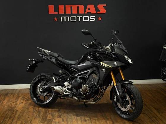 YAMAHA MT-09 