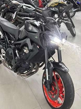 YAMAHA-MT-09-2020