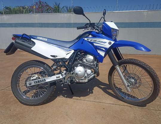 YAMAHA-XTZ 250 LANDER-2017