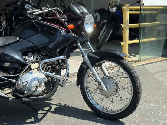 YAMAHA-YBR 125 FACTOR E-2013