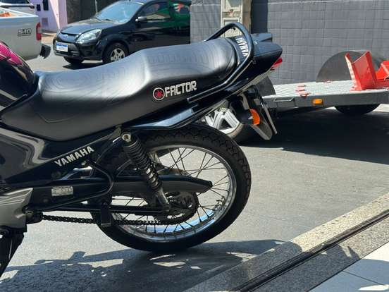 YAMAHA-YBR 125 FACTOR E-2013