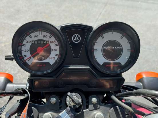 YAMAHA-YBR 125 FACTOR E-2013