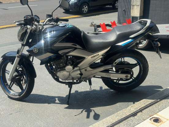 YAMAHA-YS 250 FAZER-2013