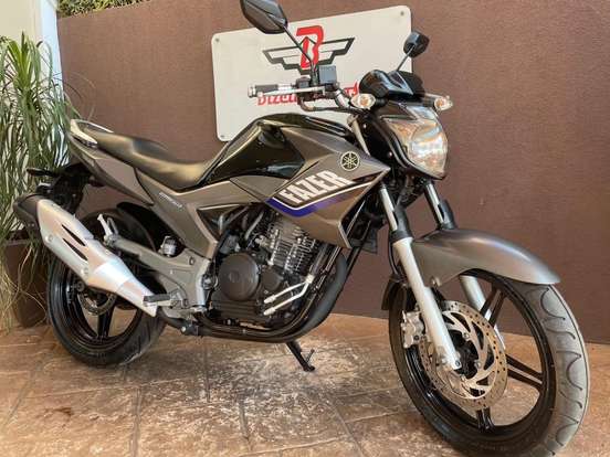YAMAHA-YS 250 FAZER YAMAHA-YS 250 FAZER-2015