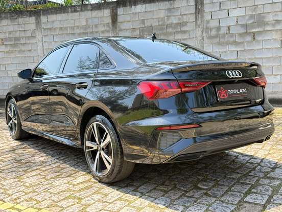AUDI-A3-2022