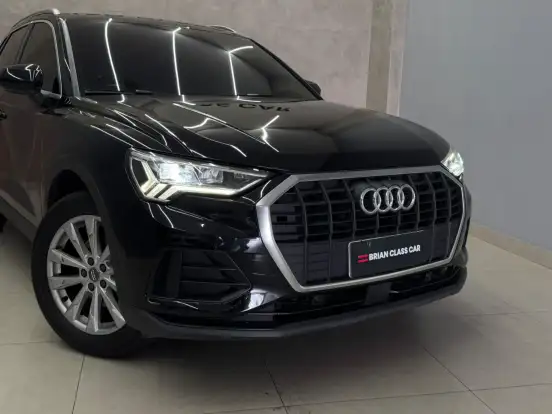 AUDI-Q3-2020