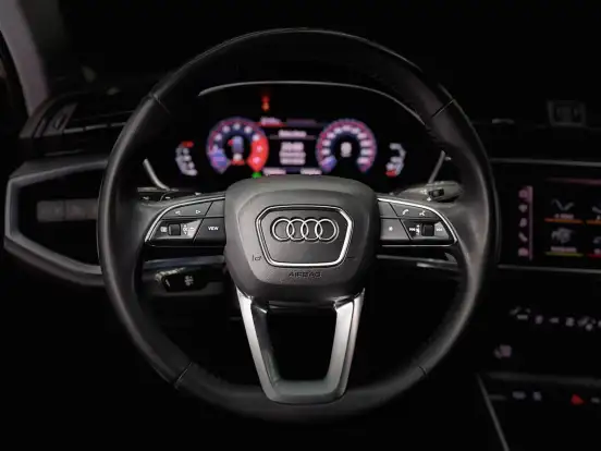 AUDI-Q3-1.4 35 TFSI GASOLINA PRESTIGE S TRONIC AUDI-Q3-2020