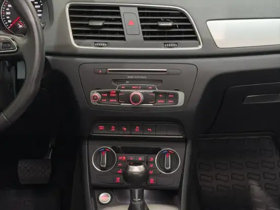 AUDI-Q3-1.4 TFSI AMBIENTE FLEX 4P S TRONIC AUDI-Q3-2018
