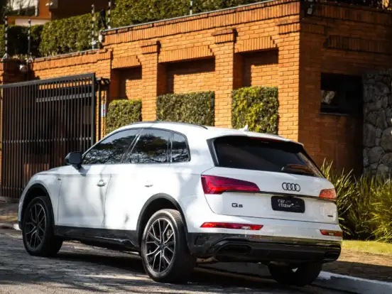 AUDI-Q5-2.0 45 TFSI GASOLINA S LINE BLACK QUATTRO S TRONIC AUDI-Q5-2023