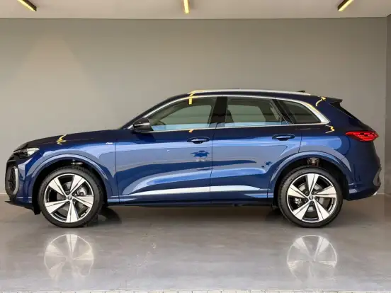 AUDI-Q5-2025