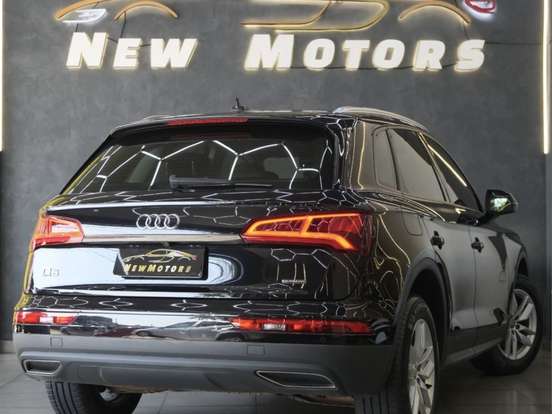AUDI-Q5-2.0 TFSI GASOLINA PRESTIGE S TRONIC AUDI-Q5-2020