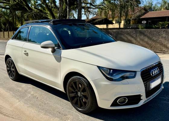 Audi A1 1.4 Tfsi Attraction 16V 122CV Gasolina 2P Automático