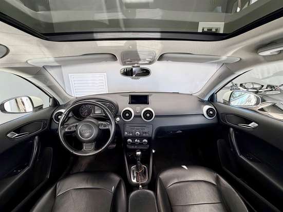 AUDI-A1-2011