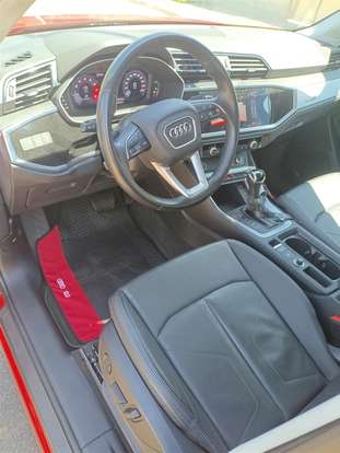 AUDI-Q3-2020