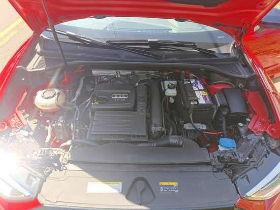 AUDI-Q3-2020
