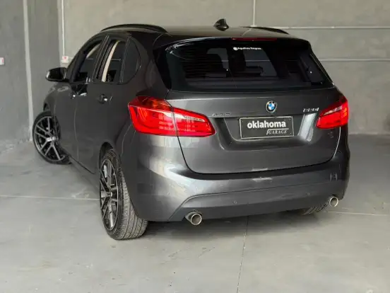 BMW-220i-2.0 CAT GP 16V TURBO ACTIVEFLEX 4P AUTOMÁTICO BMW-220i-2017
