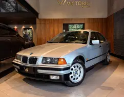 BMW 318iS 1.8 TOP SEDAN 16V GASOLINA 4P AUTOMÁTICO BMW 318iS 1.8 TOP SEDAN 16V GASOLINA 4P AUTOMÁTICO