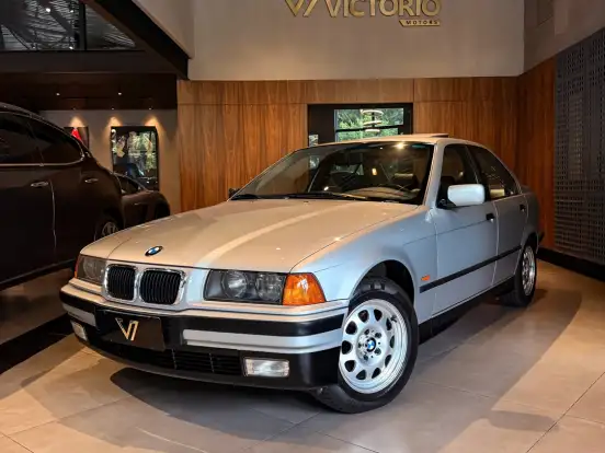 BMW-318iS-1.8 TOP SEDAN 16V GASOLINA 4P AUTOMÁTICO BMW-318iS-1997
