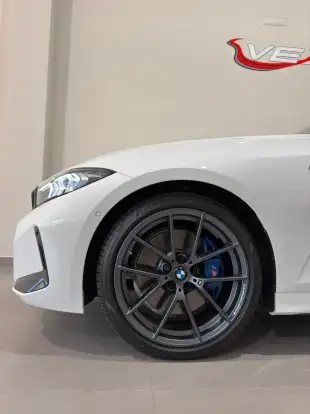 BMW-320i-2024