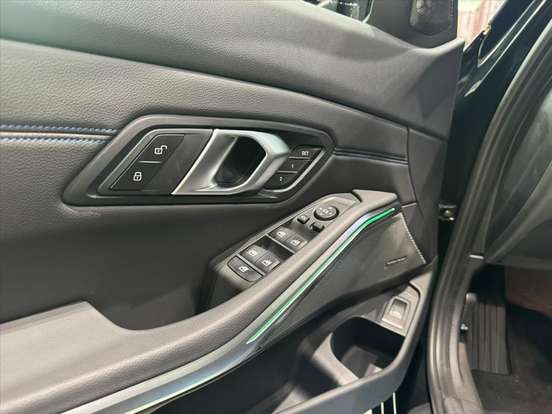 BMW-320i-2026