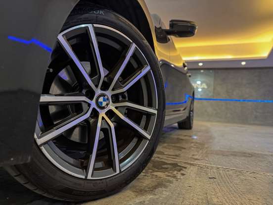 BMW-320i-2.0 16V TURBO FLEX SPORT GP AUTOMÁTICO BMW-320i-2022