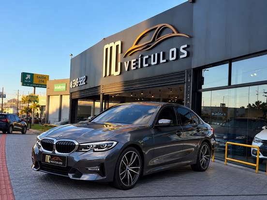 BMW-320i-2022