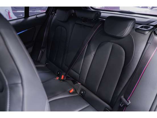 BMW-M 135i-2.0 16V TURBO GASOLINA XDRIVE AUTOMÁTICO BMW-M 135i-2020