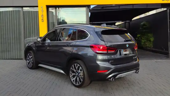 BMW-X1-2.0 16V TURBO ACTIVEFLEX SDRIVE20I X-LINE PLUS 4P AUTOMÁTICO BMW-X1-2022