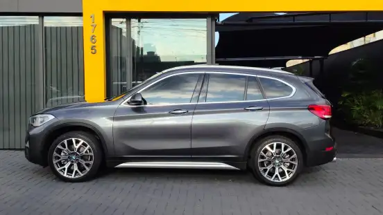 BMW-X1-2022