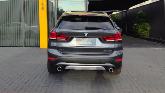 BMW-X1-2022