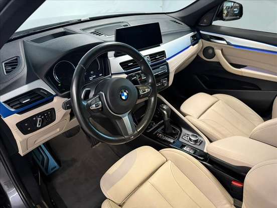 BMW-X1-2022